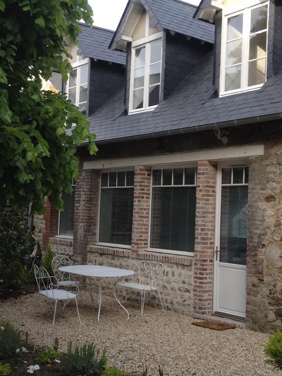 Les Graves Villa Villerville Ruang foto